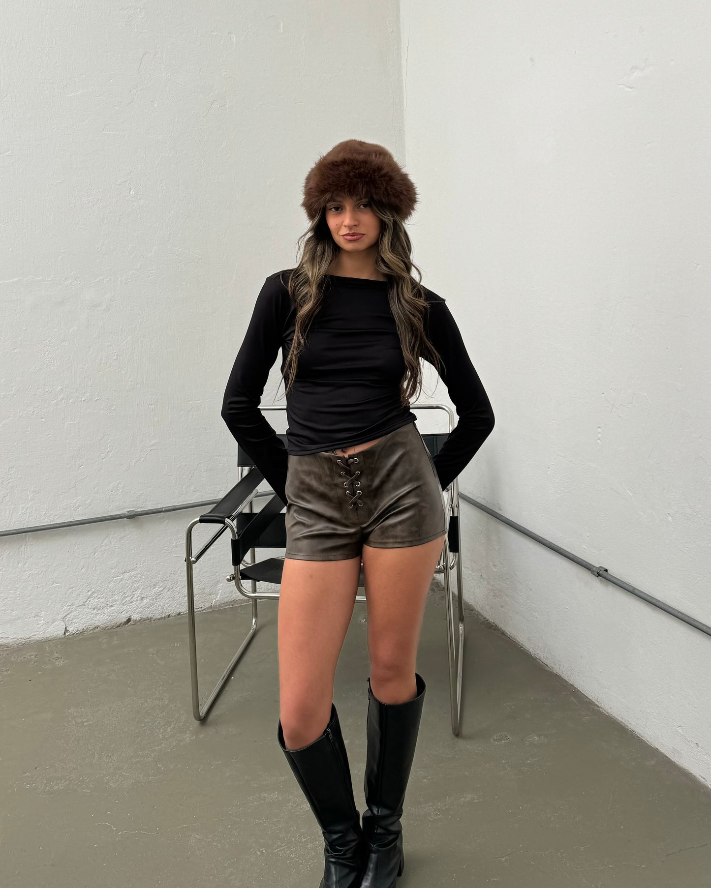 Short Denia
