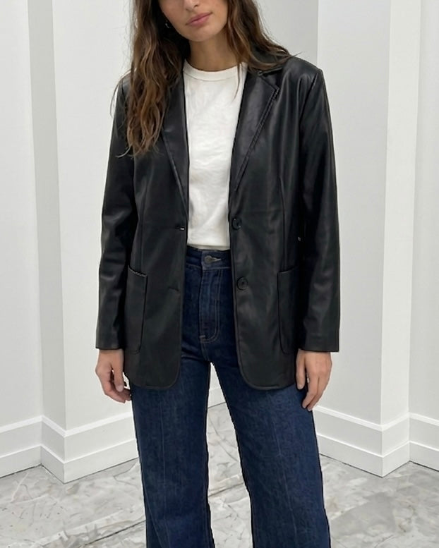 Blazer Cuerina
